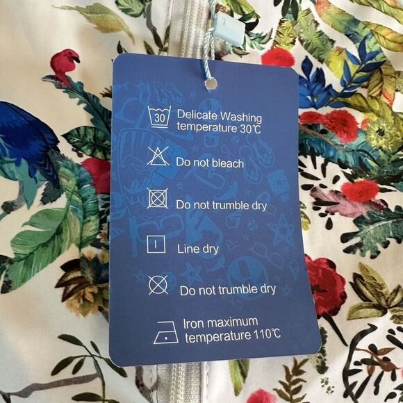 Funny Girl Sz XL One Piece Swimsuit  White & Tropical Zipper Padding Summer - Picture 11 of 14